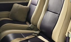 Interior_aerostar_specialized-aero-aircraft-interior